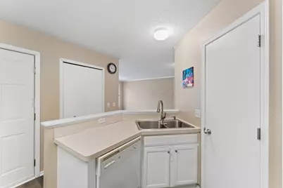 15816 Fleet Trail #237, Apple Valley, MN 55124 - Photo 13