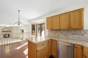 4370 Braddock Trail, Eagan, MN 55123 - Photo 9