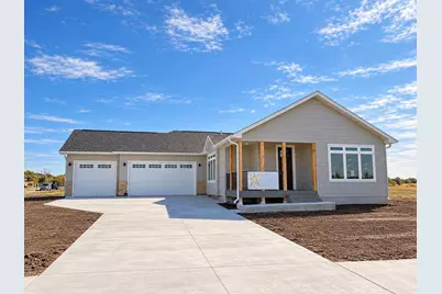 1100 Slate Street, Marshall, MN 56258 - Photo 1