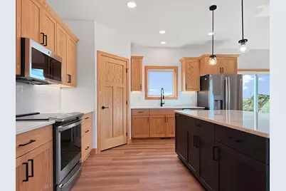1100 Slate Street, Marshall, MN 56258 - Photo 5