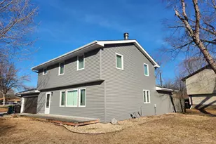 1814 Brookside Cir, Albert Lea, MN 56007 - Photo 3