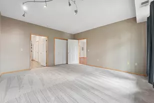 2530 E 34th St, Minneapolis, MN 55406 - Photo 15