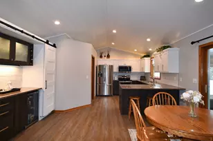 1040 Toccata Ln, Zumbrota, MN 55992 - Photo 7