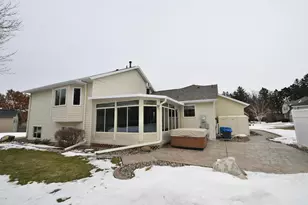 1040 Toccata Ln, Zumbrota, MN 55992 - Photo 13