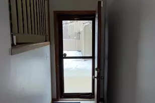 365 E 43rd St, Minneapolis, MN 55409 - Photo 17