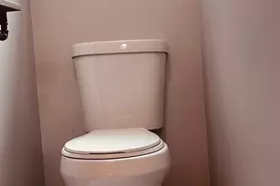 365 E 43rd St, Minneapolis, MN 55409 - Photo 11