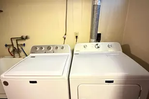 365 E 43rd St, Minneapolis, MN 55409 - Photo 7