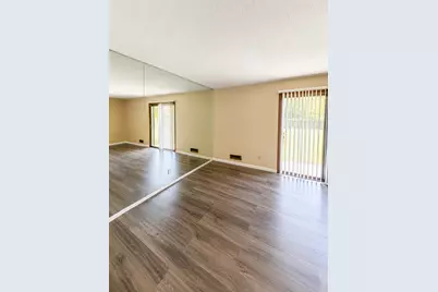 365 E 43rd Street, Minneapolis, MN 55409 - Photo 19