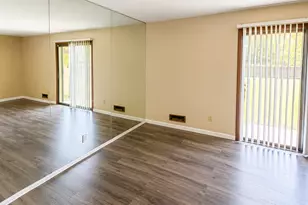 365 E 43rd St, Minneapolis, MN 55409 - Photo 19