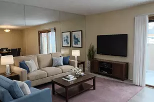 365 E 43rd St, Minneapolis, MN 55409 - Photo 3