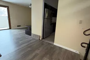 365 E 43rd St, Minneapolis, MN 55409 - Photo 23