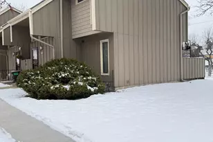 365 E 43rd St, Minneapolis, MN 55409 - Photo 1