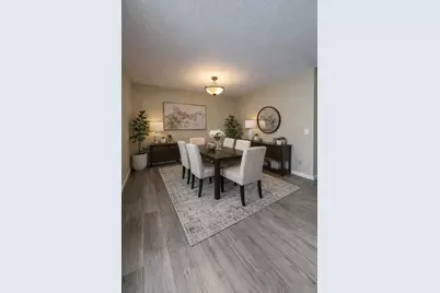 365 E 43rd Street, Minneapolis, MN 55409 - Photo 3