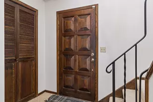 5220 Tifton Dr, Edina, MN 55439 - Photo 3