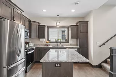 6056 W 137th Street, Savage, MN 55378 - Photo 3