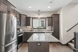 6056 W 137th St, Savage, MN 55378 - Photo 3