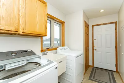 1350 Cottage Lane SE, Owatonna, MN 55060 - Photo 15