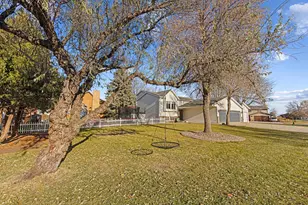 2918 Village Green Dr, Moorhead, MN 56560 - Photo 33