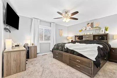 2918 Village Green Drive, Moorhead, MN 56560 - Photo 15