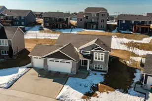 762 Towne Dr NE, Byron, MN 55920 - Photo 33