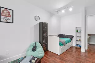 4542 Cedar Lk Rd S, Saint Louis Park, MN 55416 - Photo 19