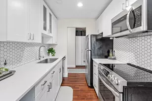 4542 Cedar Lk Rd S, Saint Louis Park, MN 55416 - Photo 9