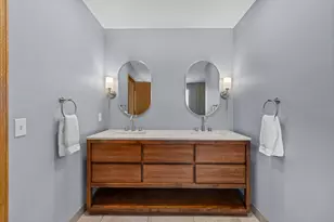 9136 Cambridge Alcove, Woodbury, MN 55125 - Photo 65