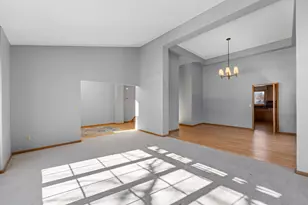 9136 Cambridge Alcove, Woodbury, MN 55125 - Photo 17