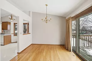 14705 Fieldcrest Ln, Burnsville, MN 55306 - Photo 5