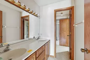 14705 Fieldcrest Ln, Burnsville, MN 55306 - Photo 15