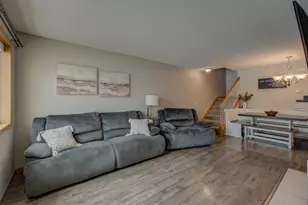 3581 Sterling Heights Dr, River Falls, WI 54022 - Photo 3