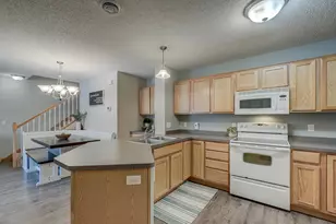 3581 Sterling Heights Dr, River Falls, WI 54022 - Photo 11