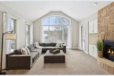 4902 Woodhurst Lane, Minnetonka, MN 55345 - Photo 25