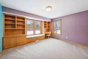 4902 Woodhurst Ln, Minnetonka, MN 55345 - Photo 55