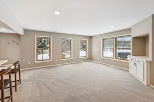 4902 Woodhurst Ln, Minnetonka, MN 55345 - Photo 45