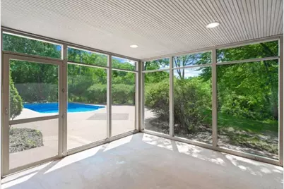 4902 Woodhurst Lane, Minnetonka, MN 55345 - Photo 9