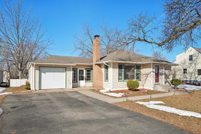 8408 Wentworth Avenue S, Bloomington, MN 55420 - Photo 3