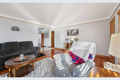 8408 Wentworth Avenue S, Bloomington, MN 55420 - Photo 15