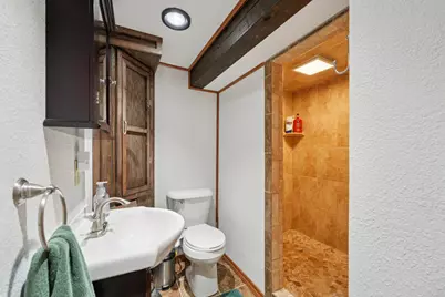 8408 Wentworth Avenue S, Bloomington, MN 55420 - Photo 25