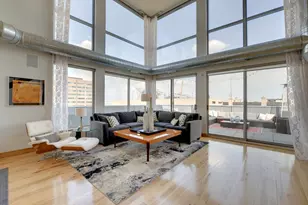 521 S 7th St, Minneapolis, MN 55415 - Photo 1