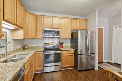 100 Clydesdale Trail #101, Medina, MN 55340 - Photo 11