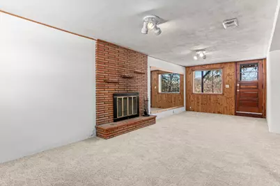 6807 Hickory Street NE, Fridley, MN 55432 - Photo 23