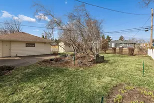 8308 Emerson Ave S, Bloomington, MN 55420 - Photo 25