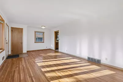 8308 Emerson Avenue S, Bloomington, MN 55420 - Photo 3