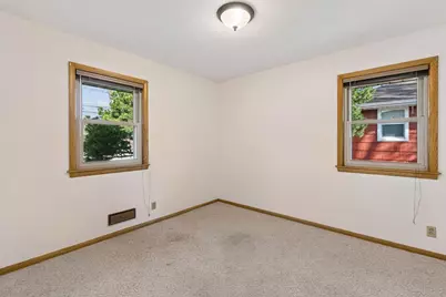 8308 Emerson Avenue S, Bloomington, MN 55420 - Photo 7