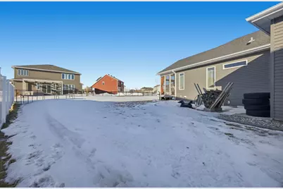1465 Shawnas Place S, Fargo, ND 58104 - Photo 41