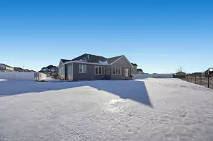 1465 Shawnas Pl S, Fargo, ND 58104 - Photo 43