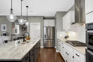 9195 Lakeside Dr, Victoria, MN 55386 - Photo 3