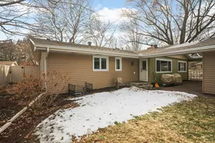 1695 Stanbridge Ave, Roseville, MN 55113 - Photo 35