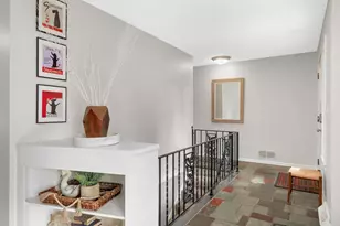 1695 Stanbridge Ave, Roseville, MN 55113 - Photo 3